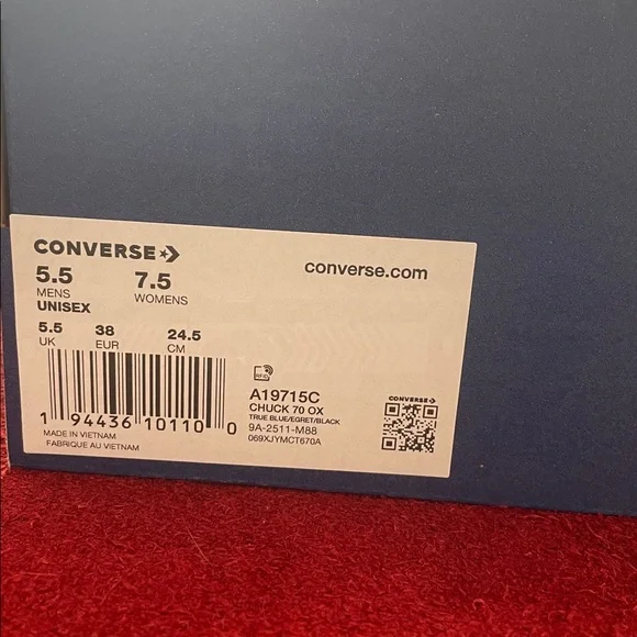 Converse unisex limited edition
Chuck 70 low top in collaboration with NOAH - Picture 7 of 7